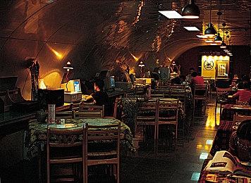 KK官方对战平台新图推荐！极速解压沙漠生存，爽图一切皆有可能！